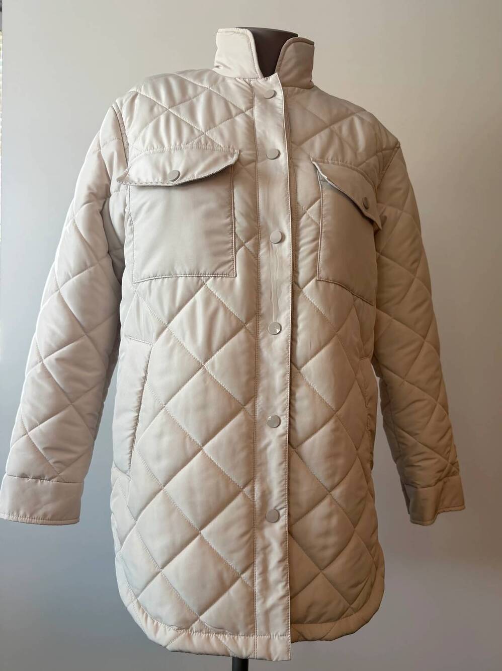 NEW FIFTEEN TWENTY women's quilted coat in beige